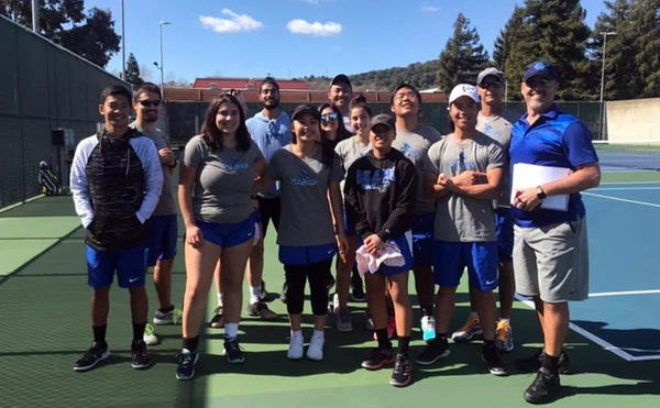 Eight Falcons Qualify for State Tennis Tournament
